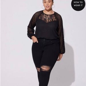 Torrid Blk destructed jeans